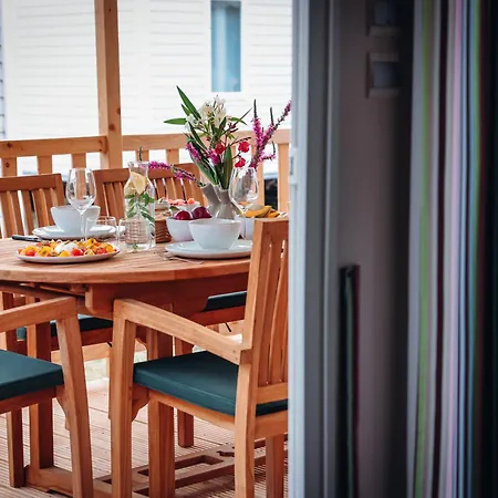 The Holidayhome, Argles Sur אתר קמפינג