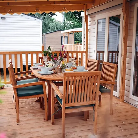 The Holidayhome, Argles Sur Campingplatz *