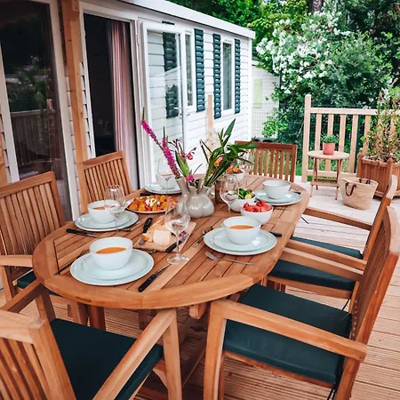 The Holidayhome, Argles Sur