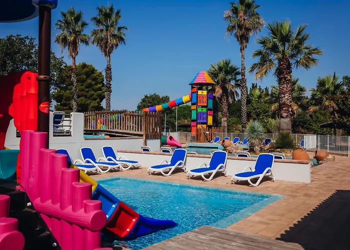 캠프장 The Holidayhome, Argles Sur 아르젤레쉬르메르