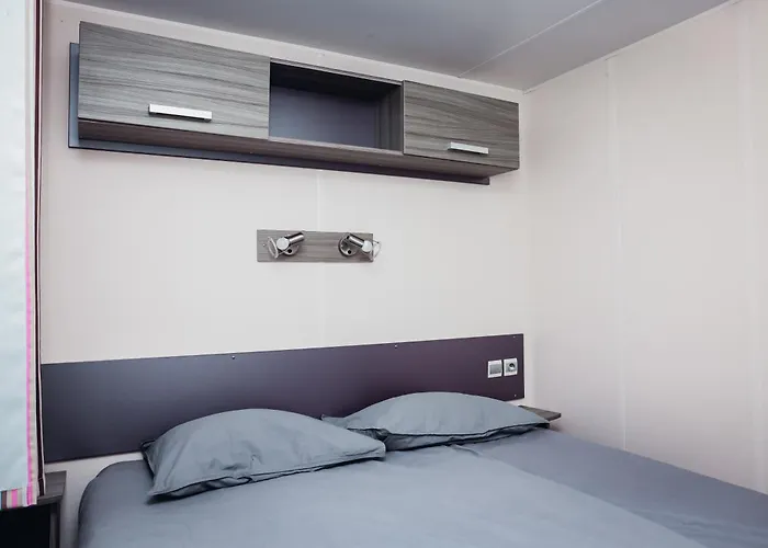 The Holidayhome, Argles Sur